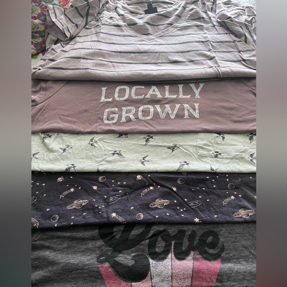 Bundle of size 2 Torrid tees.